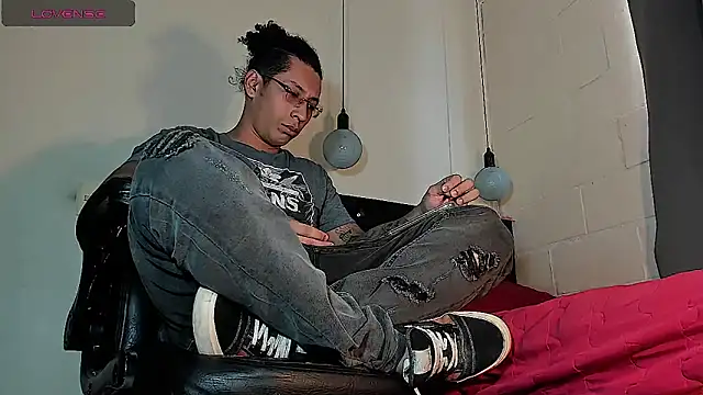 FuckHardlove online show from September 23, 2025, 6:44 pm