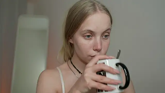  Appr0ved  online show from February 13, 2025, 4:07 pm