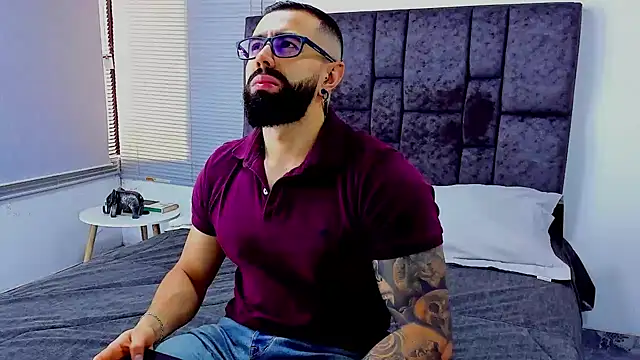 Zack Froone online show from December 5, 2024, 3:06 pm