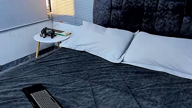 Zack Froone online show from December 6, 2024, 1:44 pm