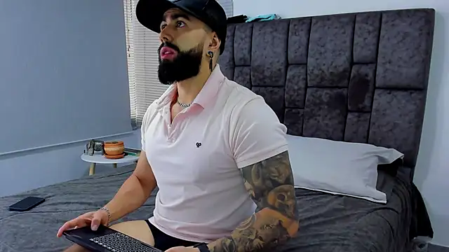 Zack Froone online show from February 17, 2025, 2:26 pm