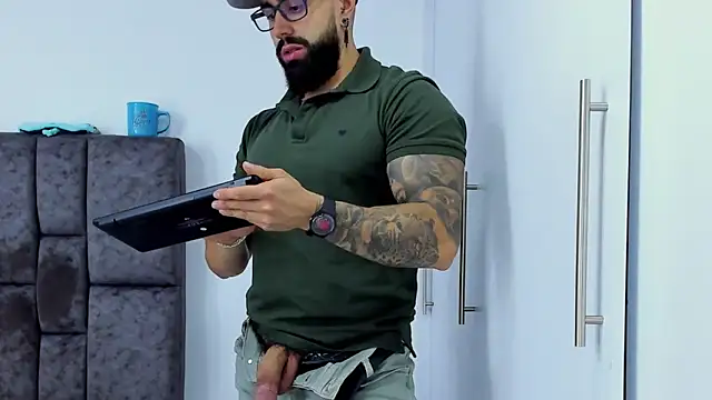 Zack Froone online show from March 18, 2025, 6:59 pm