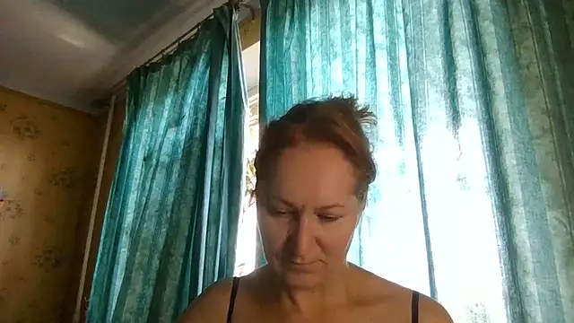Snapshot of AmellyGrand chatting on July 4, 2026, 6:41 am AmellyGrand online show from July 4, 2026, 6:41 am