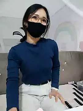 I AM NOT A SLUT online show from December 18, 2024, 2:32 am