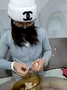 I AM NOT A SLUT online show from December 19, 2024, 3:40 am