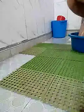 I AM NOT A SLUT online show from January 2, 2025, 8:28 am