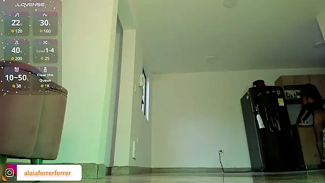 Alaia Ferrer  online show from March 12, 2025, 10:39 pm