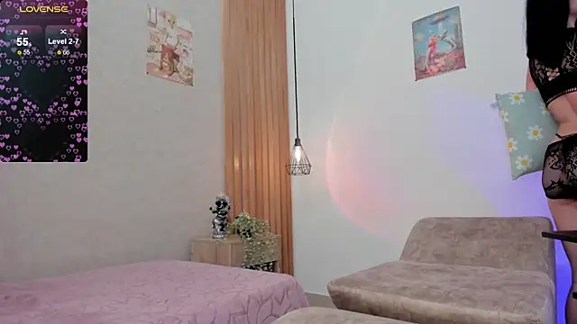 PawgGirl18 online show from January 28, 2025, 3:04 pm