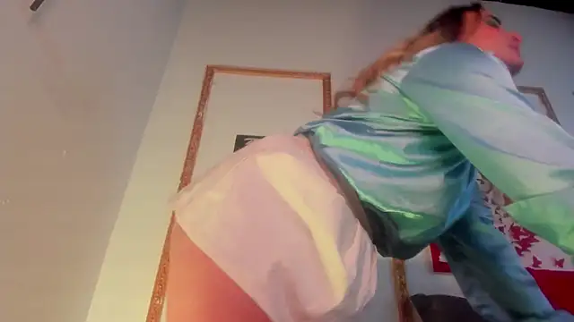 CandyQueenGold online show from March 3, 2025, 10:52 pm