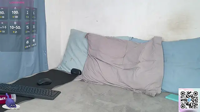 nonawhitemm online show from December 2, 2024, 11:40 pm