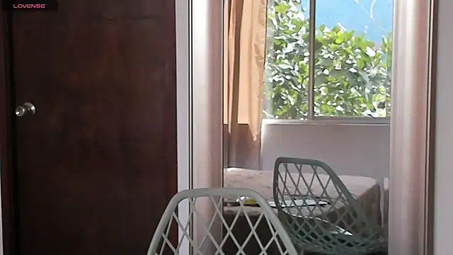 V monse online show from April 18, 2026, 7:07 pm