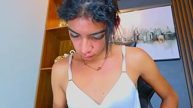 Snapshot of Alahia_Rodriguez chatting on May 24, 2026, 12:21 pm Alahia Rodriguez online show from May 24, 2026, 12:21 pm