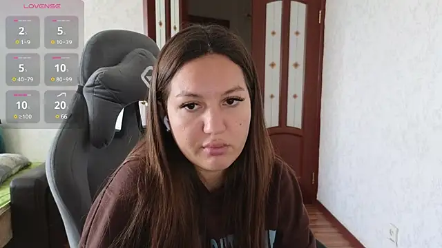 Nelly Fischer online show from December 14, 2024, 9:18 am