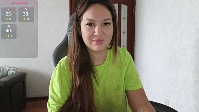 Nelly Fischer online show from December 18, 2024, 7:36 am