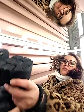 Ulyana72882 online show from December 11, 2024, 2:22 pm