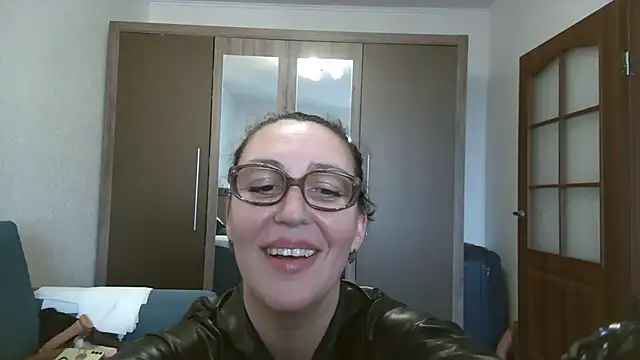 Ulyana72882 online show from February 5, 2025, 12:27 pm