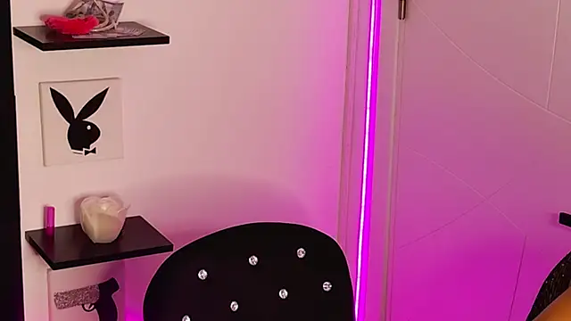 MissAmeliaa online show from September 21, 2025, 2:08 pm