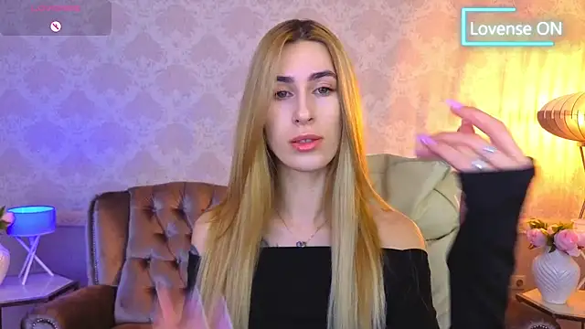 Sexy Lava online show from November 3, 2025, 6:47 am