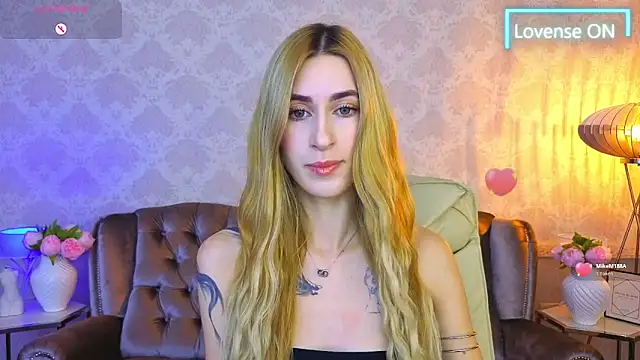 Sexy Lava online show from November 5, 2025, 7:08 am