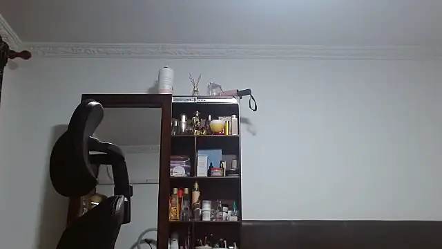 asleycavta online show from September 17, 2025, 10:00 pm