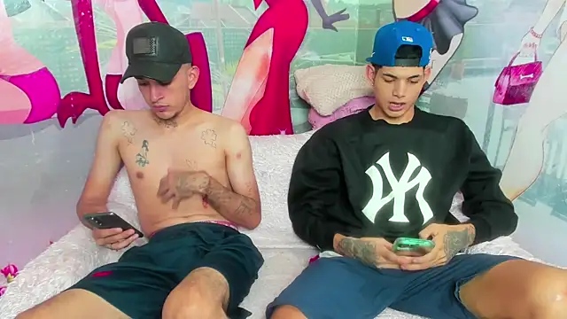 amazing group hot69 online show from September 27, 2025, 7:08 pm