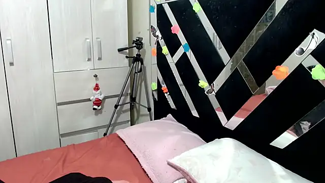 katery wok11 online show from April 22, 2026, 2:36 am