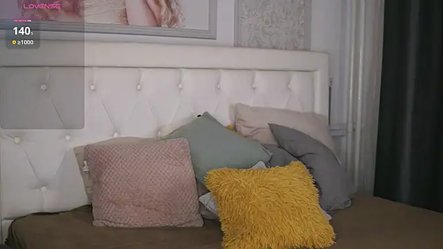 Adelyn Chase online show from March 15, 2025, 8:58 am