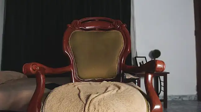 Snapshot of HomeAloneK chatting on February 20, 2025, 11:10 pm HomeAloneK online show from February 20, 2025, 11:10 pm