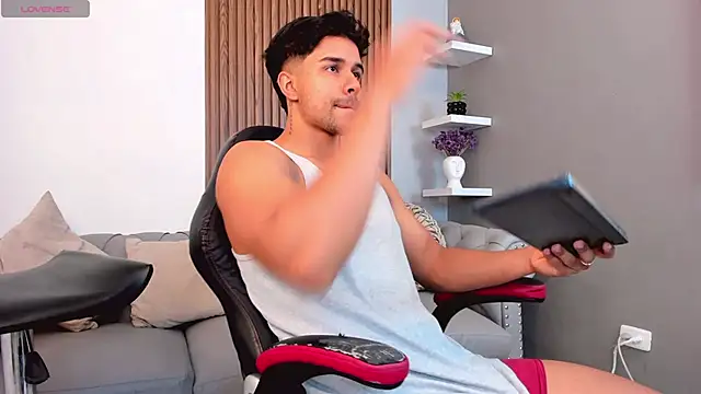 liam collins21 online show from March 5, 2025, 11:49 am