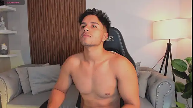 liam collins21 online show from September 9, 2025, 11:43 am