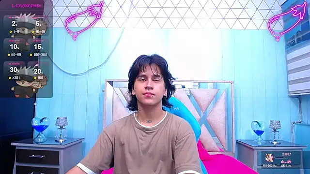 alex 477 online show from February 21, 2025, 11:33 am