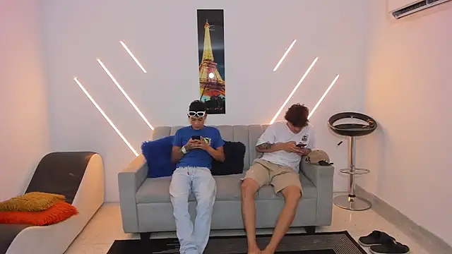 Snapshot of brutal_sex_room2 chatting on November 11, 2025, 11:27 pm brutal sex room2 online show from November 11, 2025, 11:27 pm