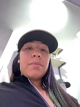 kim monti online show from April 22, 2026, 9:38 pm