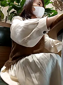 Michiko1 online show from March 16, 2025, 4:52 am