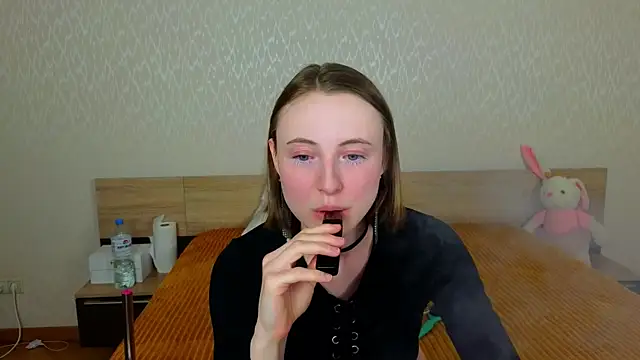 Cowell Adelina online show from April 4, 2026, 9:29 am