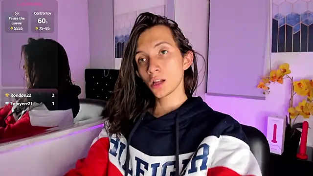 Feniix   online show from January 9, 2025, 6:17 am