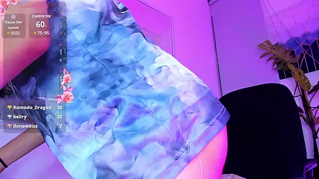 Feniix   online show from February 19, 2025, 10:01 am