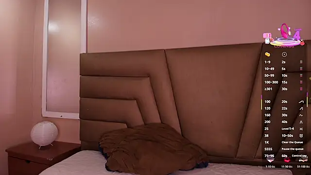 Feniix   online show from October 24, 2025, 4:31 am