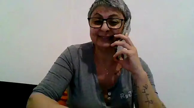 roseblak42 online show from March 10, 2025, 6:01 pm