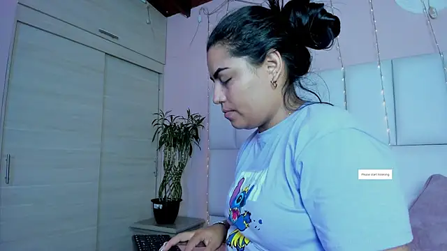 kiana cream online show from March 20, 2025, 11:38 am