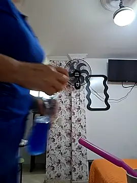 angelicamilf online show from July 19, 2026, 1:15 pm