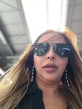  Abril-Office1 online show from April 7, 2026, 3:12 pm