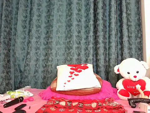 Pretty-shally online show from March 20, 2025, 11:23 pm