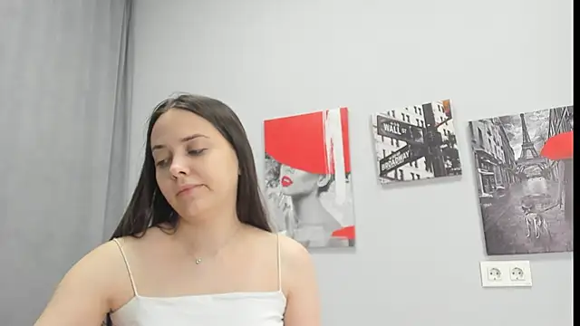 Tiny JuJu online show from February 3, 2026, 1:15 am