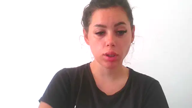 LovelyJulliette online show from September 14, 2025, 11:53 am