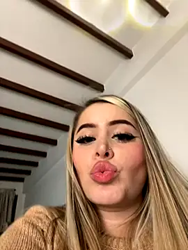 natashasweet online show from September 14, 2025, 12:21 am