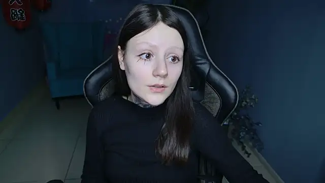 VeliraBraitberg online show from January 8, 2025, 11:10 am