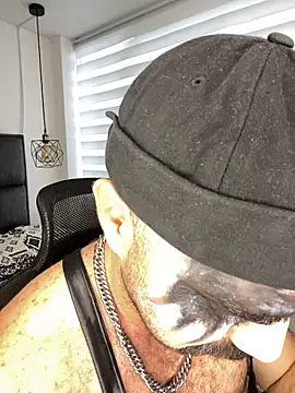 ADONIS ART01 online show from October 31, 2025, 7:04 pm