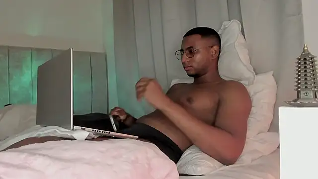 Arwens bell08 online show from February 27, 2026, 1:16 am