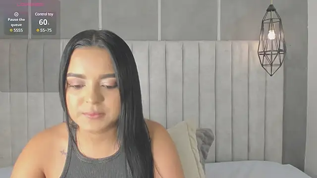 lea gray online show from January 28, 2025, 7:10 pm